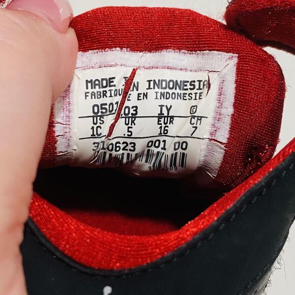 y2k Jordan Shoes Infant Size 1C y2k Black Crib Booties Jumpman 310623-001 hook - Picture 8 of 9